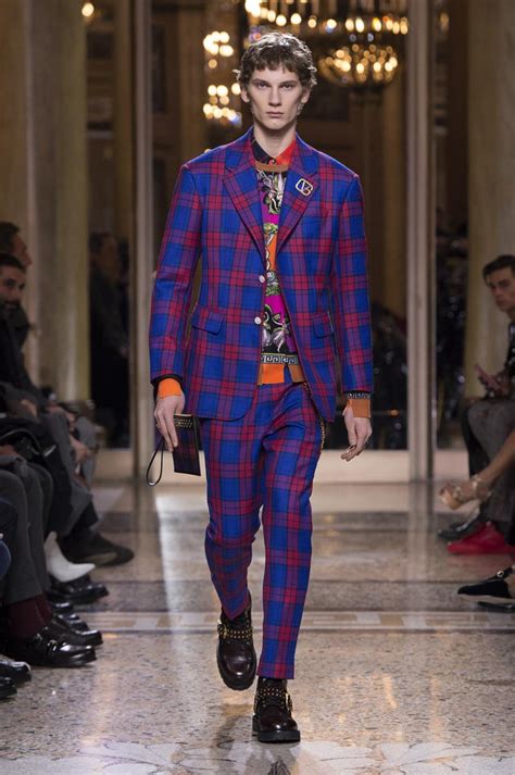 sfilata uomo versace 2019